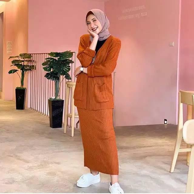 PROMO!!!!!!!ONE SET BELLE CARDY+ROK RAJUT SPAN SCUBA/SET OOTD WANITA MURAH