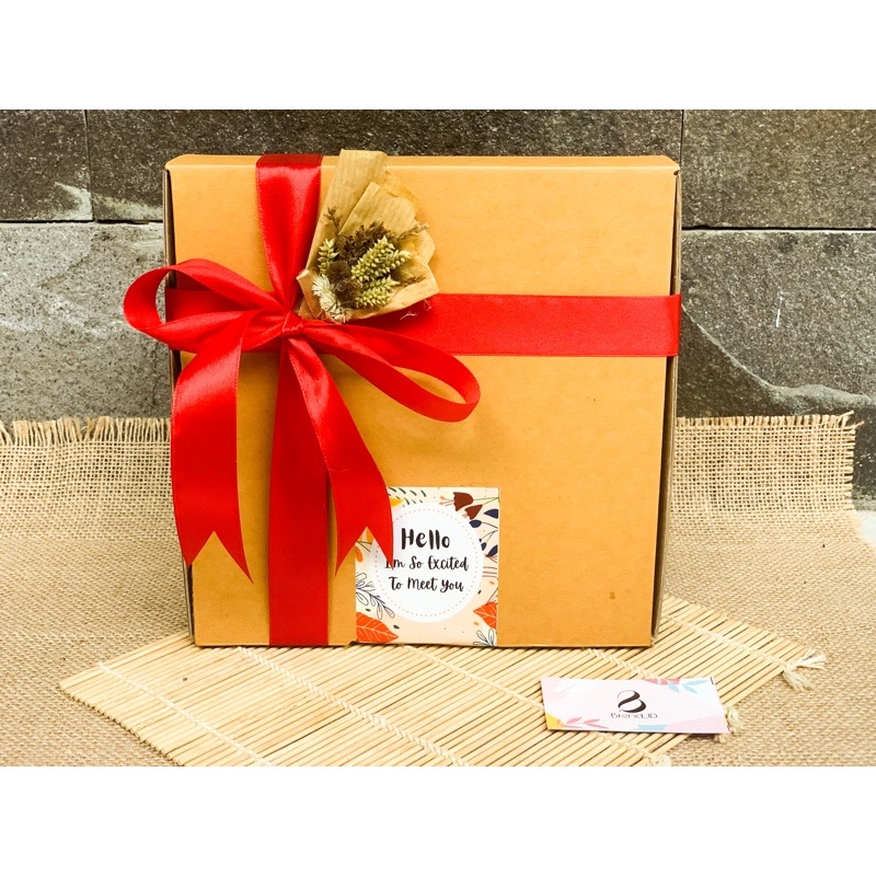 

Box Kado/ Gift Box/ Box Hampers/ Kotak Hadiah/ Kotak Kado