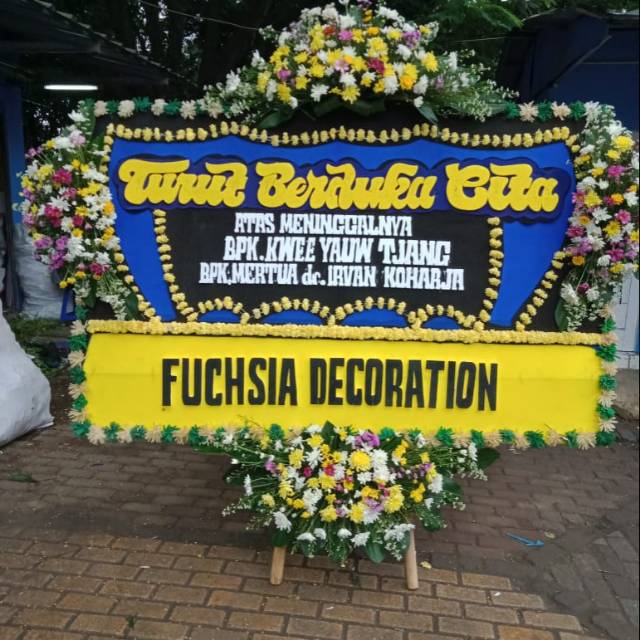 rangkaian Bunga duka cita bandung / karangan bunga duka / papan bunga duka /florist bandung /