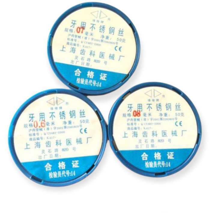 Kawat klamer gigi palsu