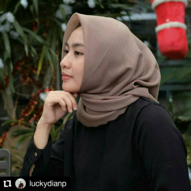HIJAB SEGIEMPAT CORNSKIN Jilbab Segiempat Polos Kerudung Segiempat Jilbab Cornskin Jilbab Polos