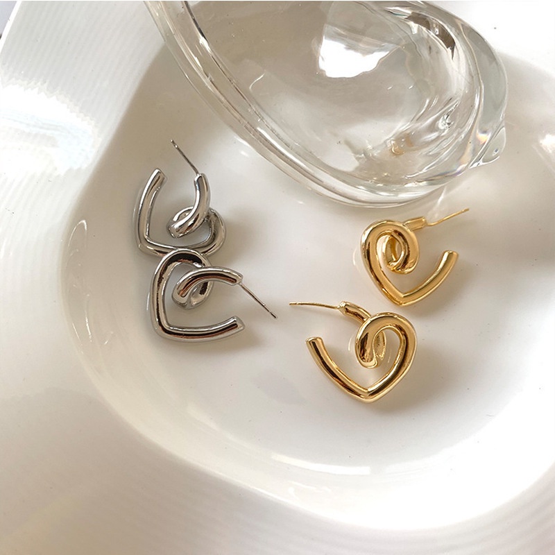 Anting Bentuk Hati Gaya Korea Untuk Wanita