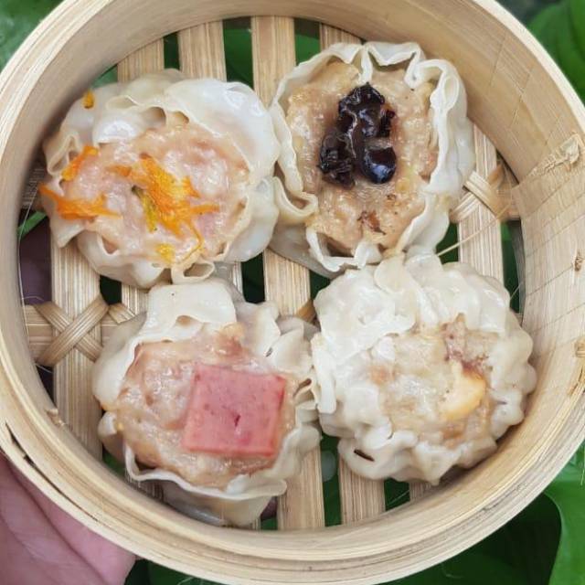 

Dimsum mix murah isi 10 pcs