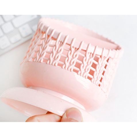

Nikmati Cylinder Plastic Pen Holder Wicker Pattern/ Tempat Pensil Motif Anyam Bagus