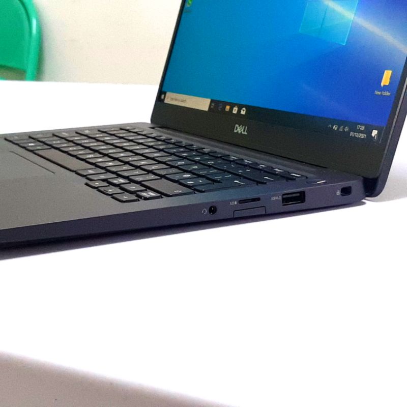 Laptop Core i7 MURAH Dell Latitude 7300 RAM 16 GB SSD Full HD IPS