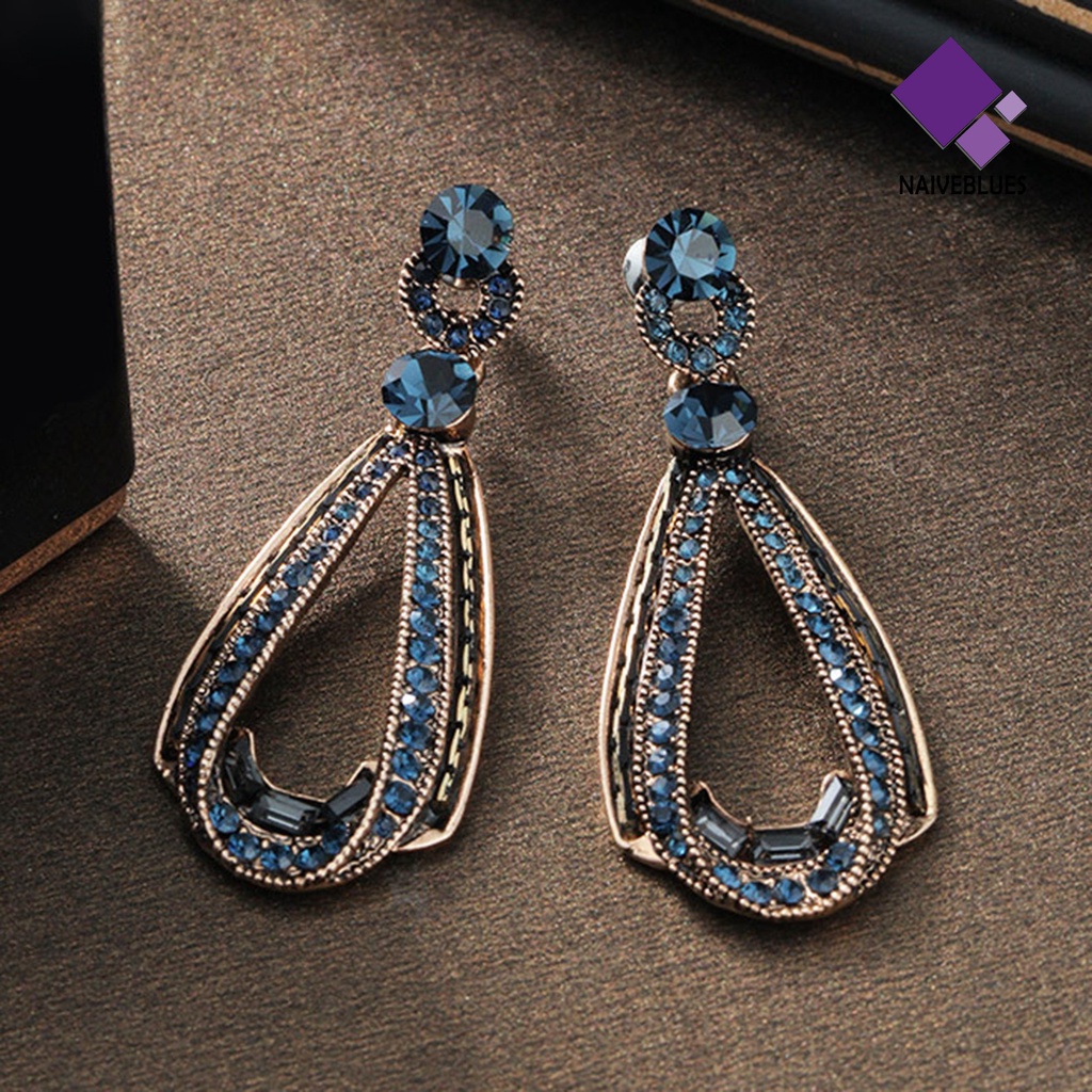 Anting Bentuk Tetesan Air Aksen Batu Biru Gaya Vintage