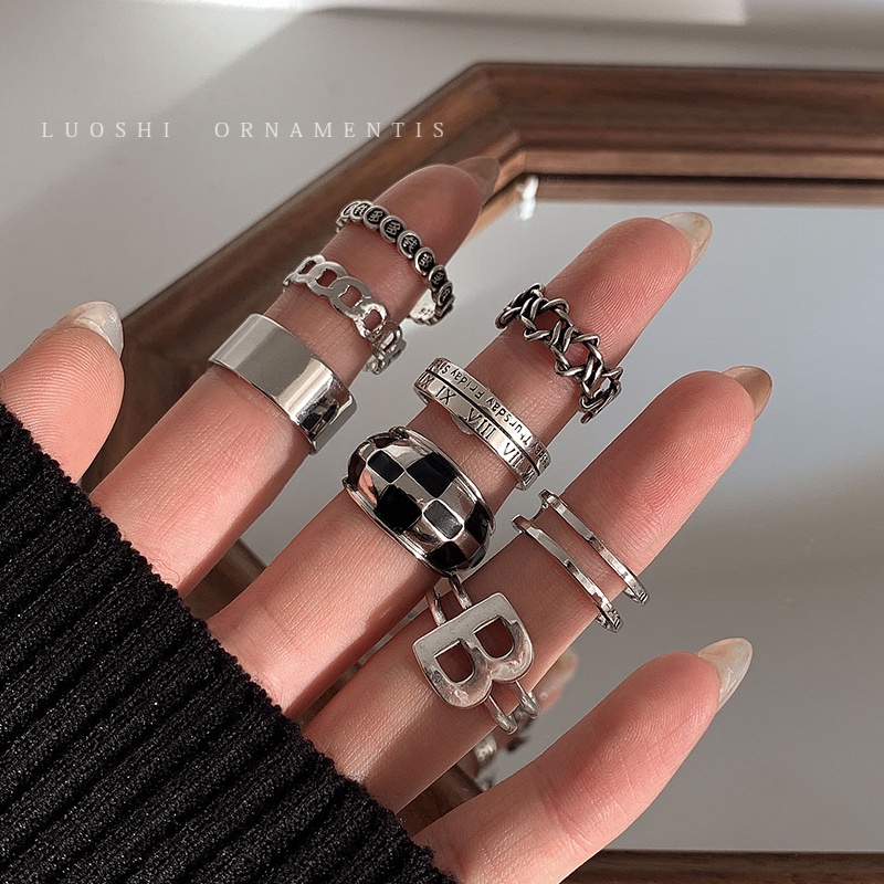 Set Cincin Desain Papan Catur Hati Warna Silver Untuk Wanita