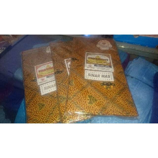 Kain batik panjang / jarik batik motif sidomukti emas dan truntum cap