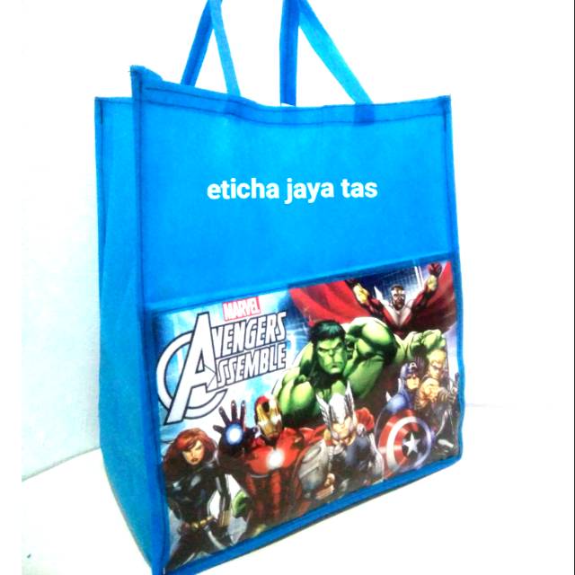 Tas ulang tahun Avenger