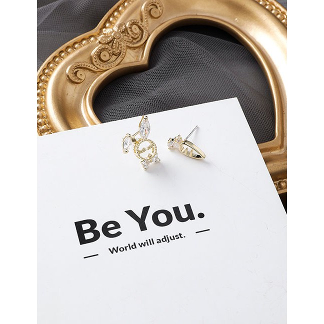 LRC Anting Tusuk Fashion Golden Zircon Radish Rabbit Asymmetric Stud Earrings D66124