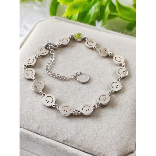 Gelang Tangan Titanium 18k Motif Smile Emas Dan Silver