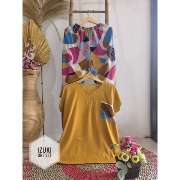 IZUKI one Set//Setelan Celana wanita Tangan Pendek Lucu//KEKINIAN/Model Terbaru