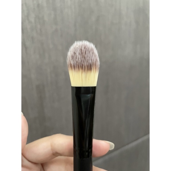 HIGH QUALITY Pro Makeup Pro Flat Foundation Brush Medium [A356]