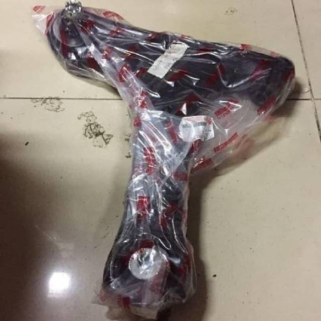 Lower arm sayap grandmax luxio