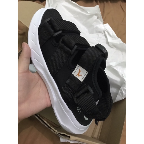 wakatobi black 4.2 runoprojec*