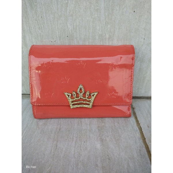 dompet jestina