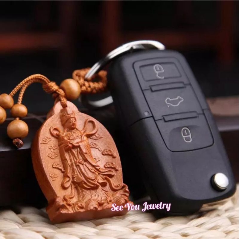 Gantungan Kunci Key Chain Dewi Kwan Im Po Sat ukiran Kayu alami untuk mobil / motor