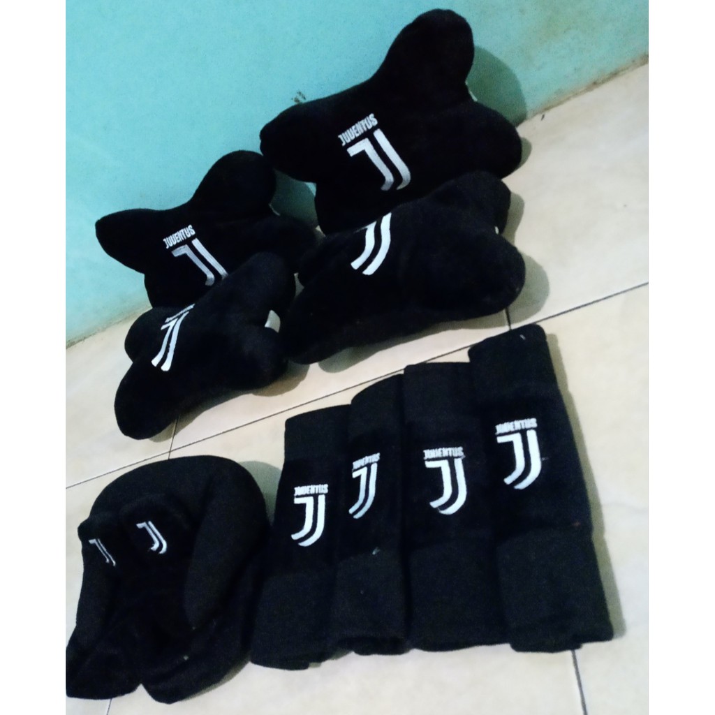 Bantal Mobil JUVENTUS Hitam Bantal Isi 4 Sandaran Leher Kepala Juventus Black