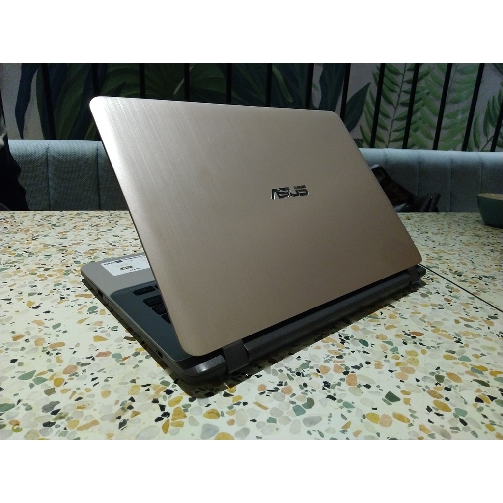 Laptop ASUS A407M Superslim Fingerprint Intel N4000 RAM 4GB SSD 240GB windows 10