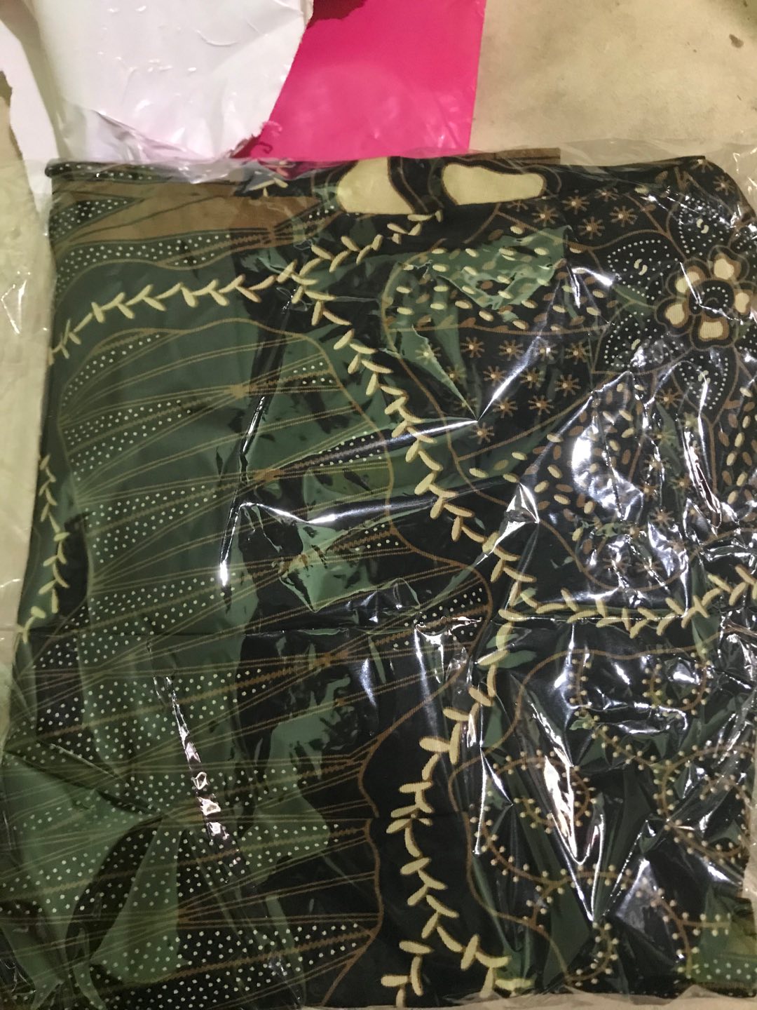 Leon Outer / Blazer Batik Wanita