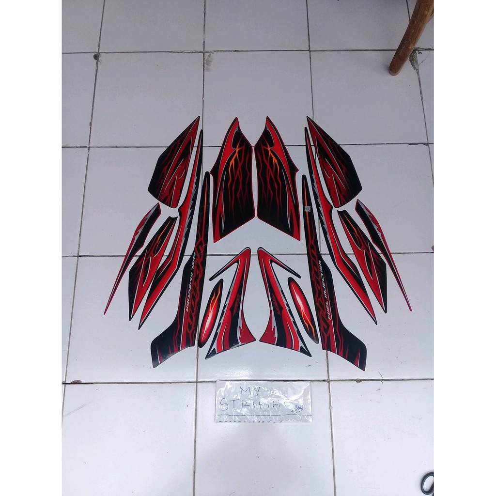 stiker vixion old 2010 2011 merah hitam
