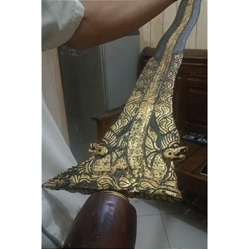 keris naga puspa wesi aji raksasa