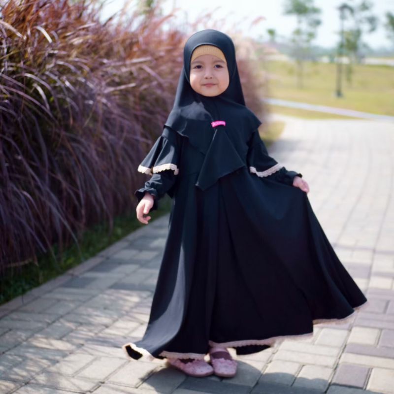 Gamis Anak Perempuan / Gamis Jyotti Original By Celycely / Gamis Anak Jersey / Gamis Anak Set hijab / Set Gamis Anak Perempuan / Baju Muslim Anak Perempuan / Pakaian Muslim Anak Perempuan / Gamis Anak Celycely / Gamis Anak Jyotti-Hitam