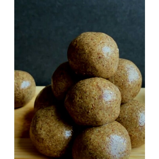 

PROTEIN BALL. LADDOO Strong mMscle & Hair