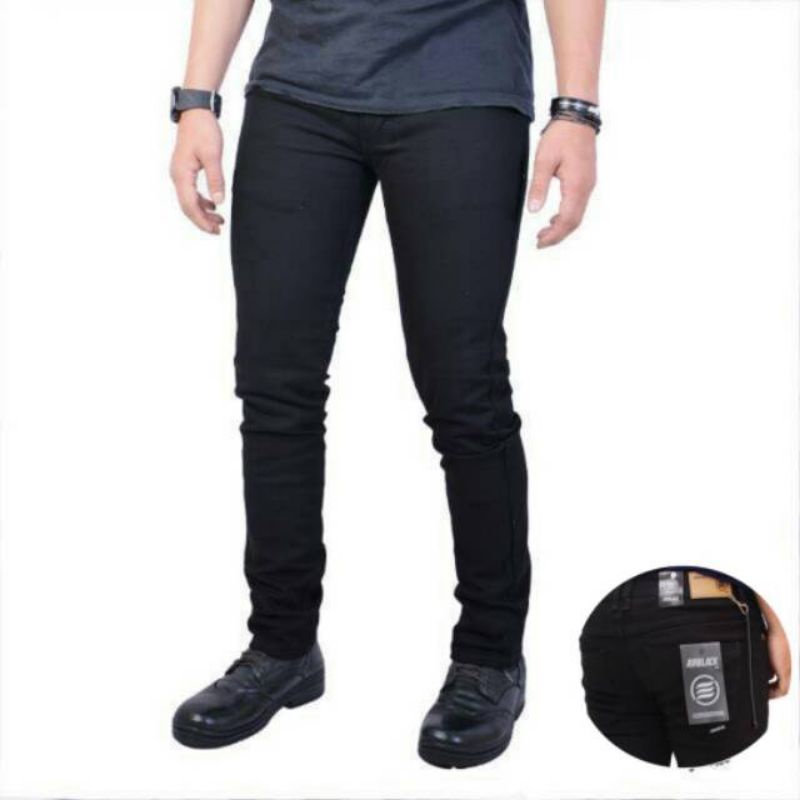 Celana Lepis Jeans Hitam Slimfit Pensil Denim Premium Distro Bahan Softjeans Street Lembut Tebal Karet Melar Kantong Bobok Kantong Tempel Model Reguler Fit Ukuran Standar dan Jumbo 27 28 29 30 31 32 33 34 35 36 37 38