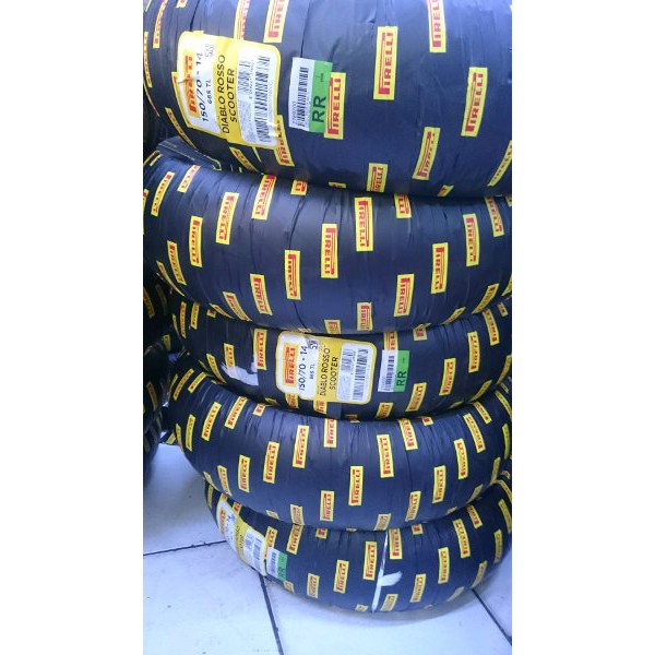 Ban Pirelli Diablo Rosso Scooter uk 150-70 ring 14