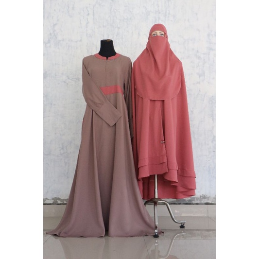 Set Yasmin Yoris Dianty