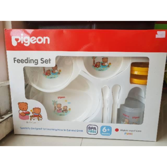 Pigeon feeding set