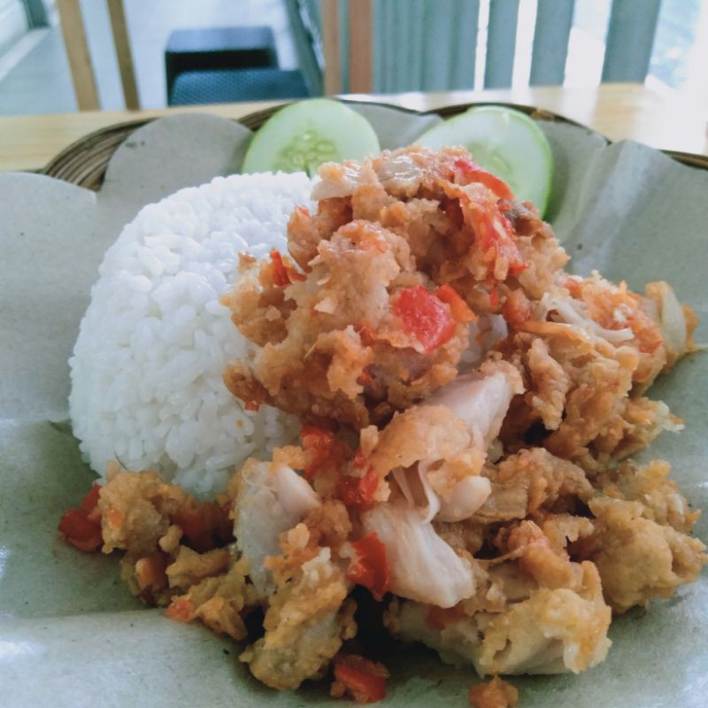 

Nasi Ayam Geprek