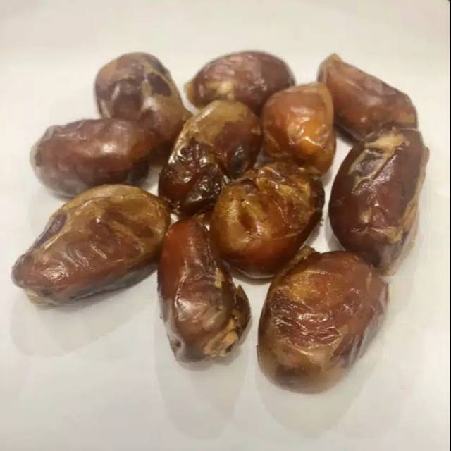 

Kurma khalas 1 kg