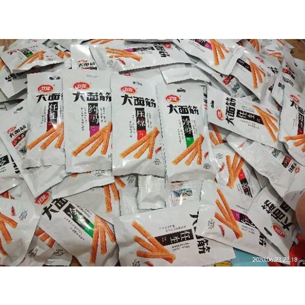 

✨TERMURAH✨ 卫龙-大面筋 Latiao - Cemilan Pedas Siap saji khas china / snack china
