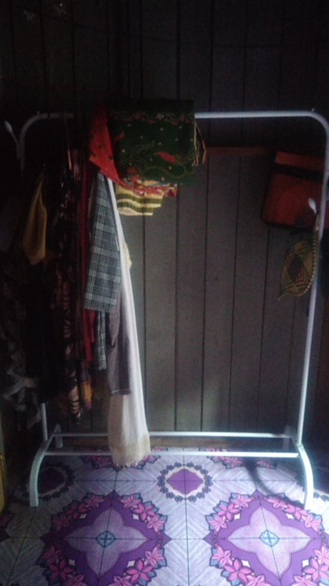 Gantungan Gawang, Standing Hanger Gawang, Big Stand