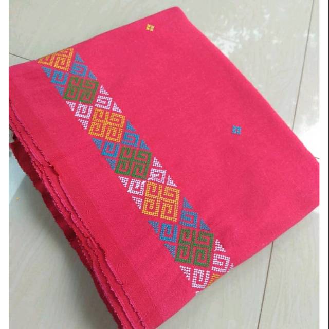 Tenun Pabintik Toraja