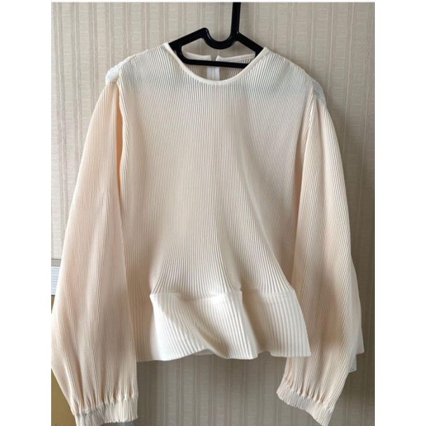 Duma Yegua Top Ivory Preloved
