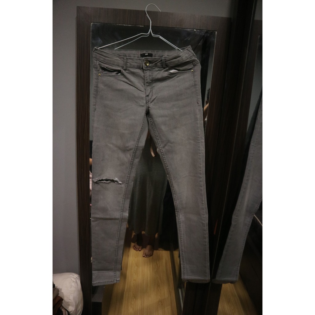 Celana / Levis / Jeans / Bawahan Preloved / Second Ex Branded H&M