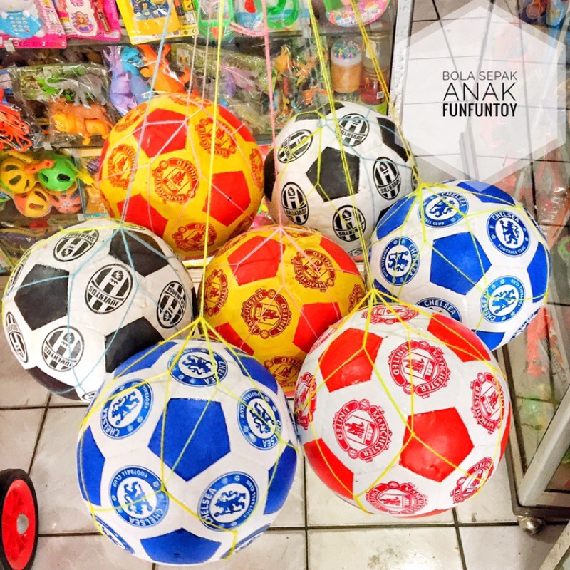 Bola Sepak/ Bola Sepak Anak