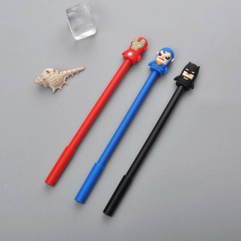 Pena Pulpen Animasi Superhero Manusia Super