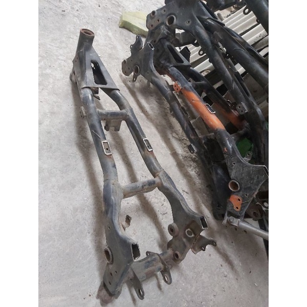 frame rangka satria fu potongan rolling sasis bahan drag trail supermoto c70