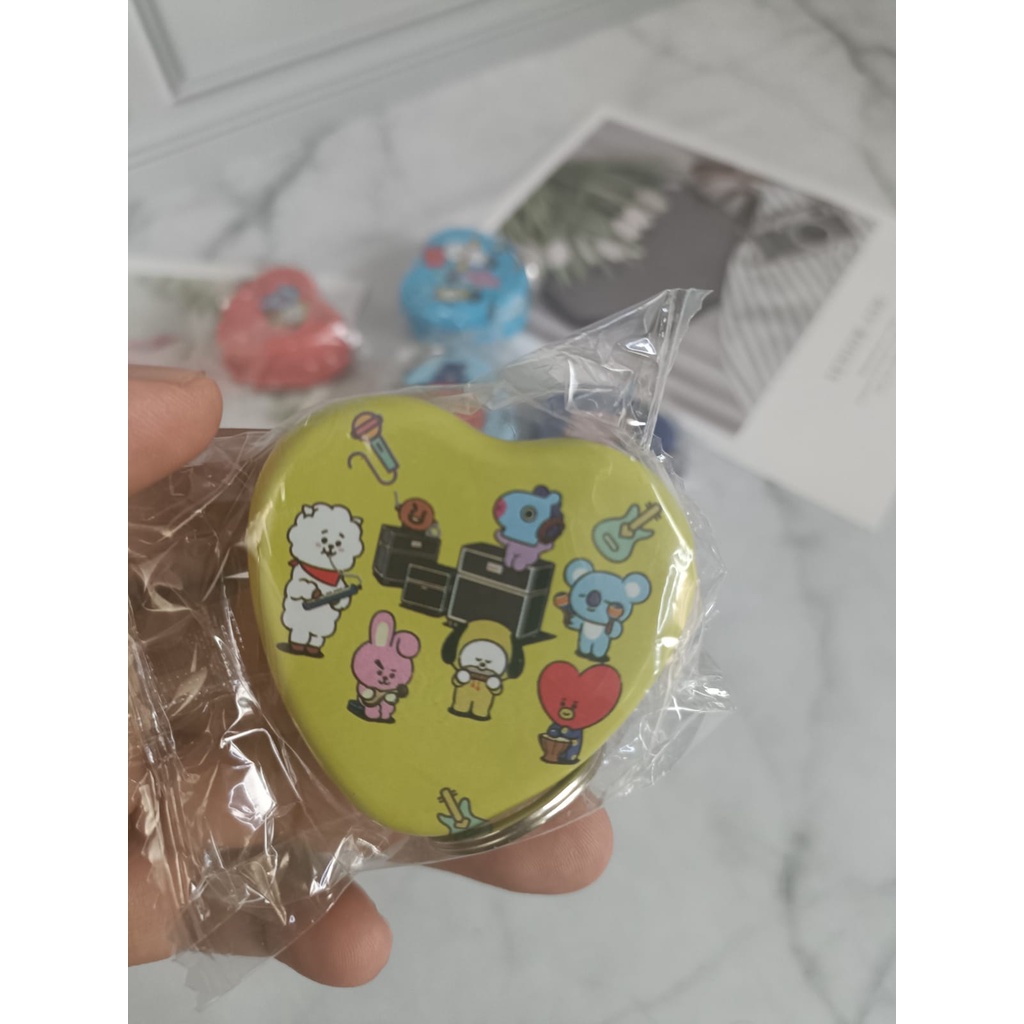 Gantungan Kunci BT21 BTS Motif Love
