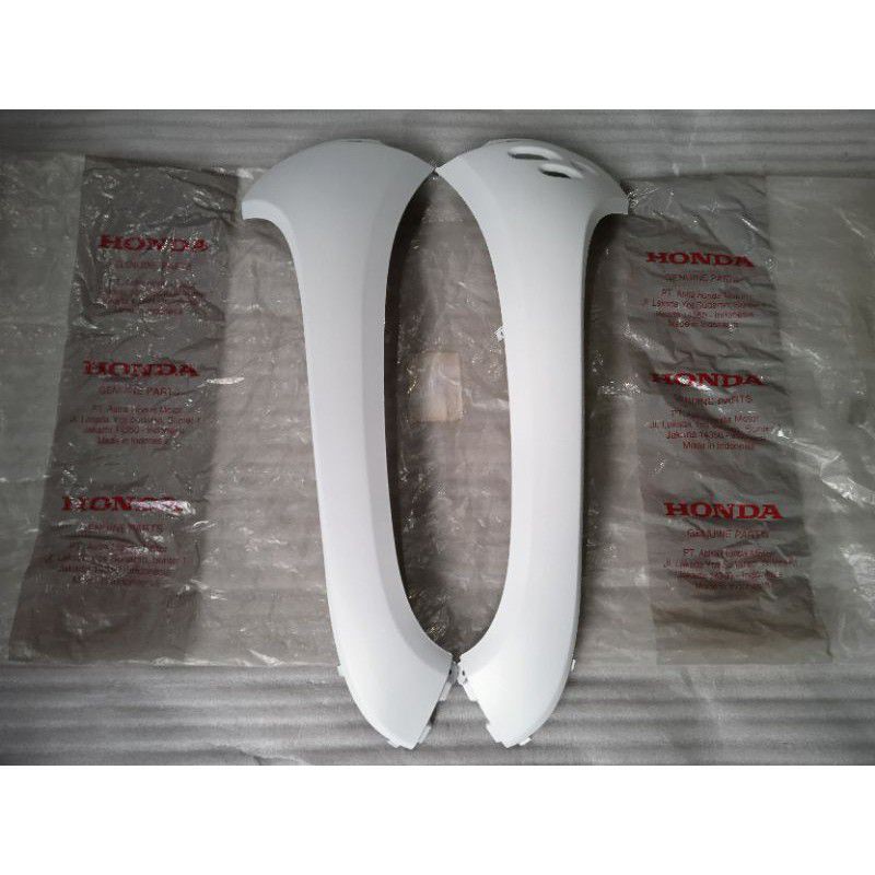 Cover Sayap kanan kiri kap body depan scoopy new terbaru 2021 K2F prestige white putih doff dop