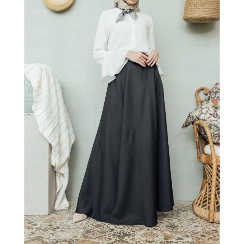 Gianna Skirt by Wearing Klamby - Iron