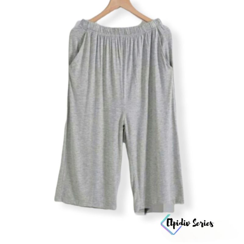 Celana Pendek Santai Harian Atau Tidur Wanita / Short Daily Pants Untuk Dirumah / Celana Pendek Wanita Standar &amp; Jumbo