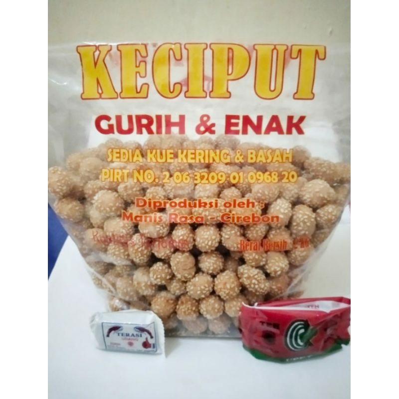 

Keciput Bulat wijen / kue ciput wijen / biskuit ciput bulat 250gr / makanan ringan kiloan kue wijen