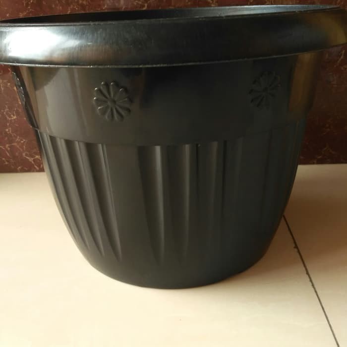 Pot tanaman hitam tebal ukuran 40cm