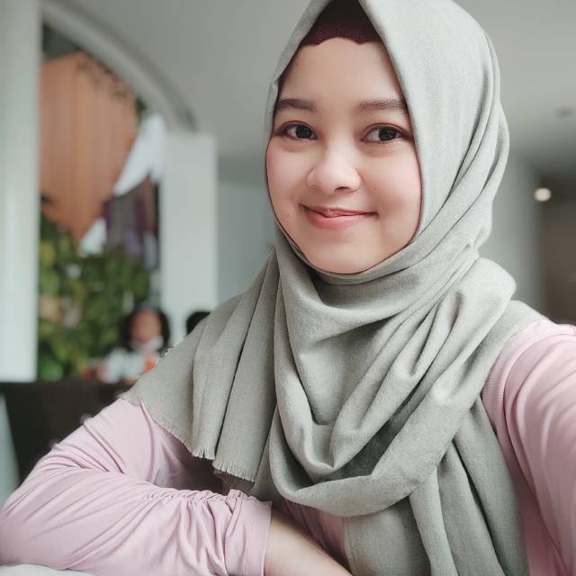 gustina2491