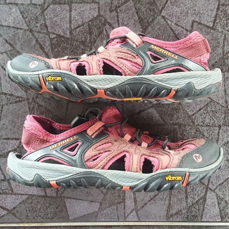merrell vibram water shoes